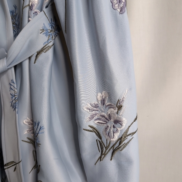 NWOT Guillaume Baby Blue Belted Jacket with Floral Embroidery, Size XS - Picture 5 of 8